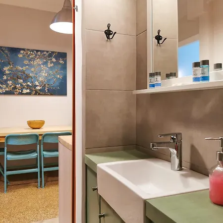 Hidden Gem Next To Acropolis&metro Apartment Athens